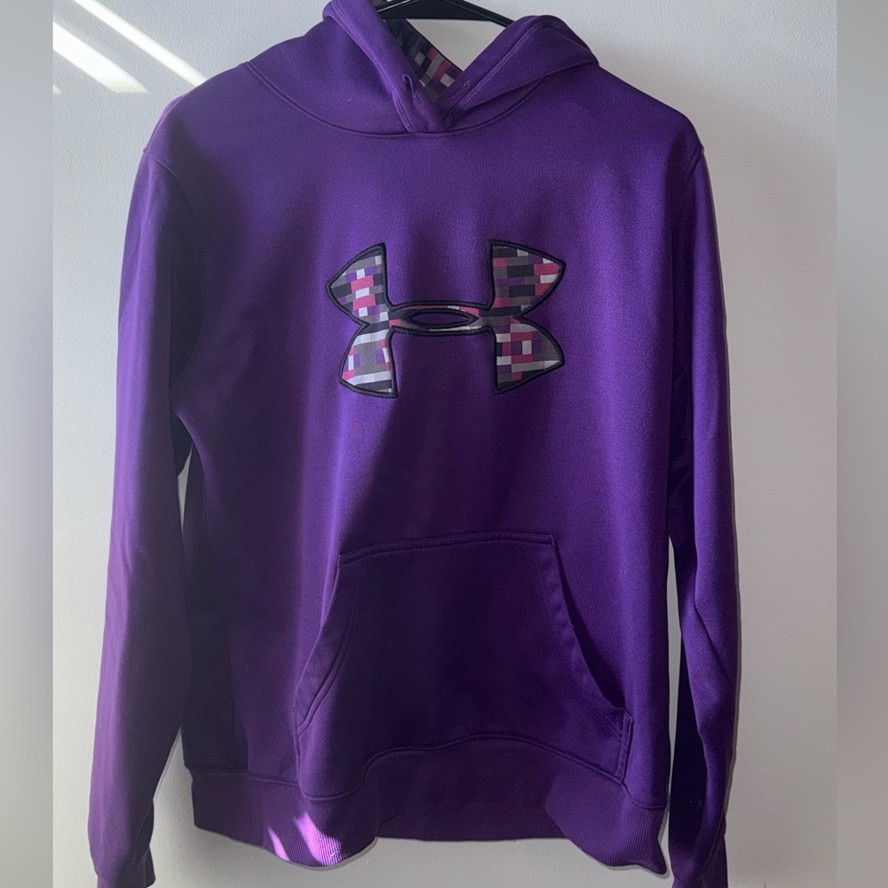 GIRLS UNDER ARMOUR HOODIE